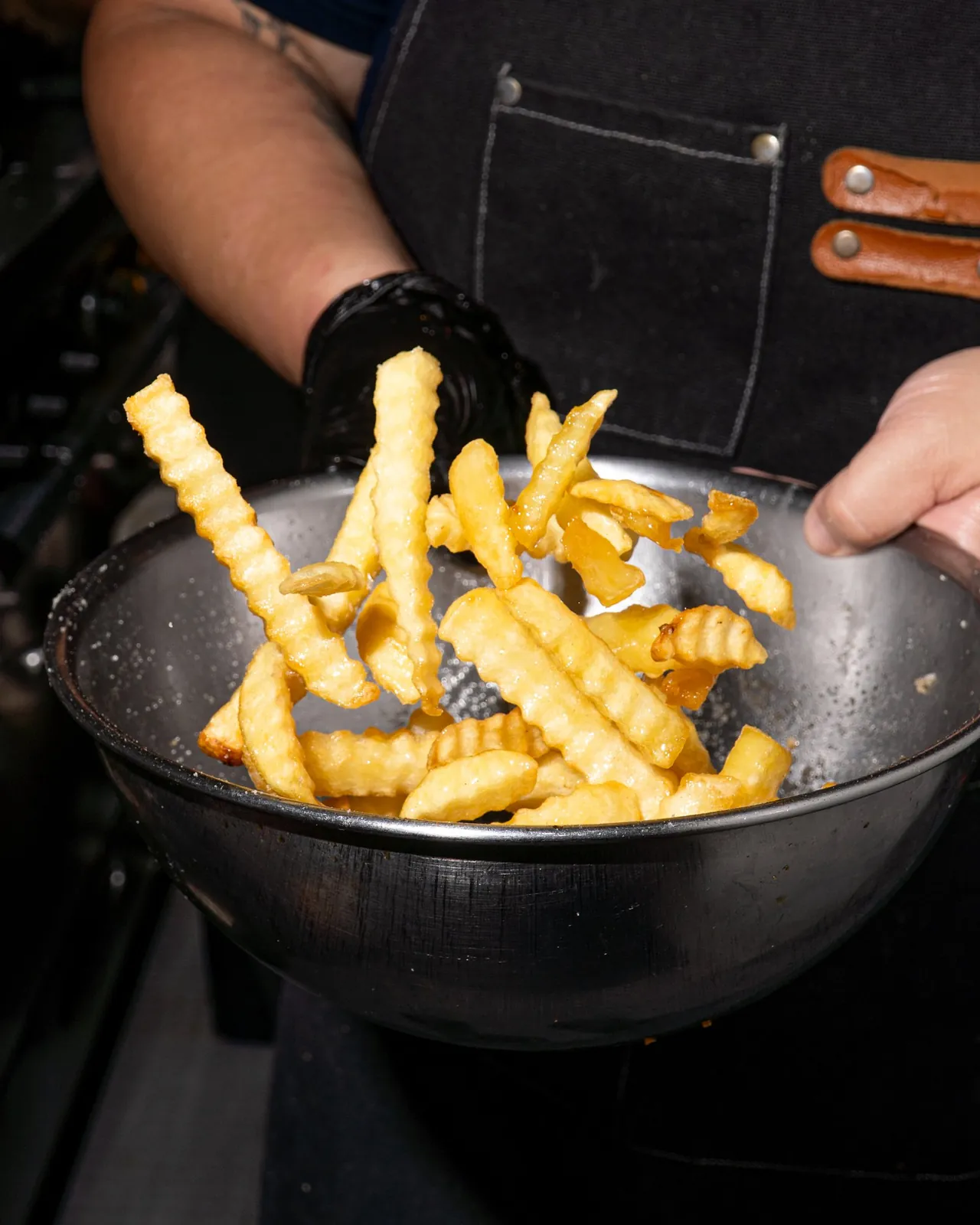 Fries in the frying basket