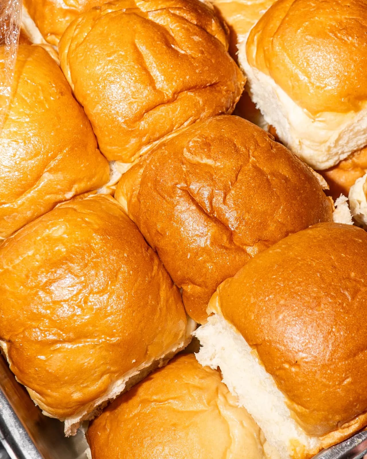 A tray of house potato buns